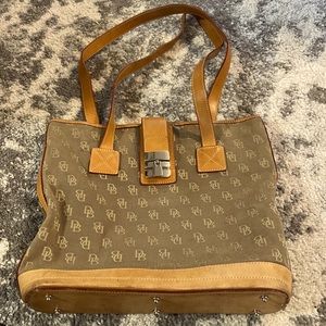 Dooney & Bourke Tote Bag